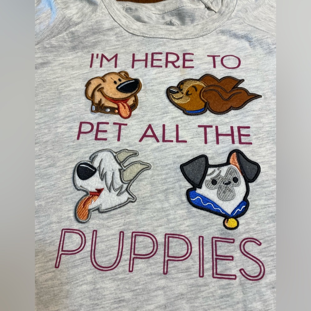 Disney girls flutter sleeve Embroidered Puppy shirt. Size XL. (14-16)

891